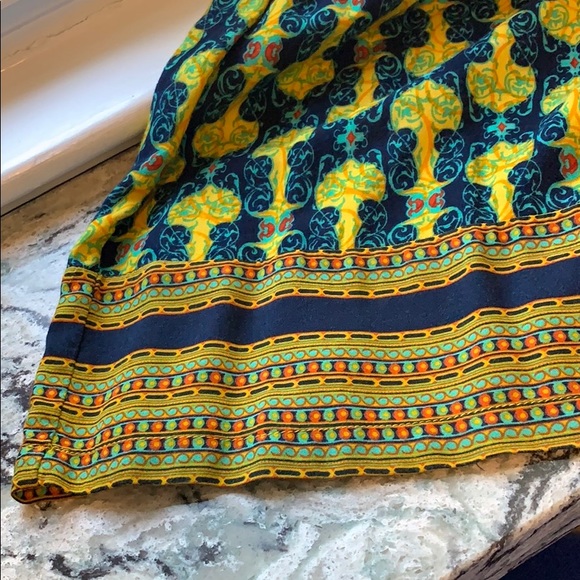 Yellow tribal print 3/4 sleeve Avon Dress Medium - Picture 7 of 8